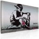 Obraz - Union Jack Kid (Banksy) OBRAZ NA PŁÓTNIE WŁOSKIM
