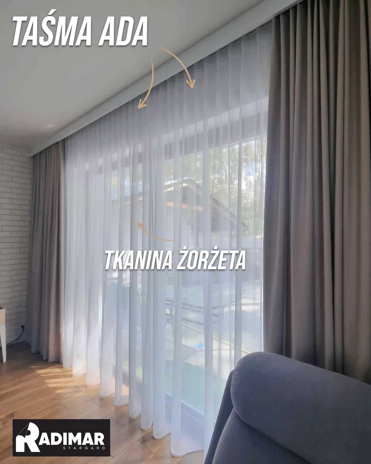 Mleczna firana żorżeta układana w głębokie fale na taśmie ADA